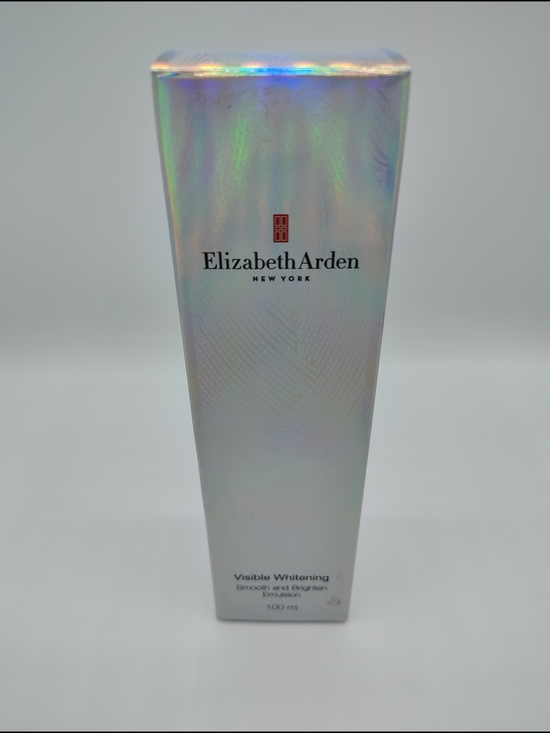 Elizabeth Arden Other - Elizabeth Arden Visible Whitening - Smooth and Brighten Emulsion
